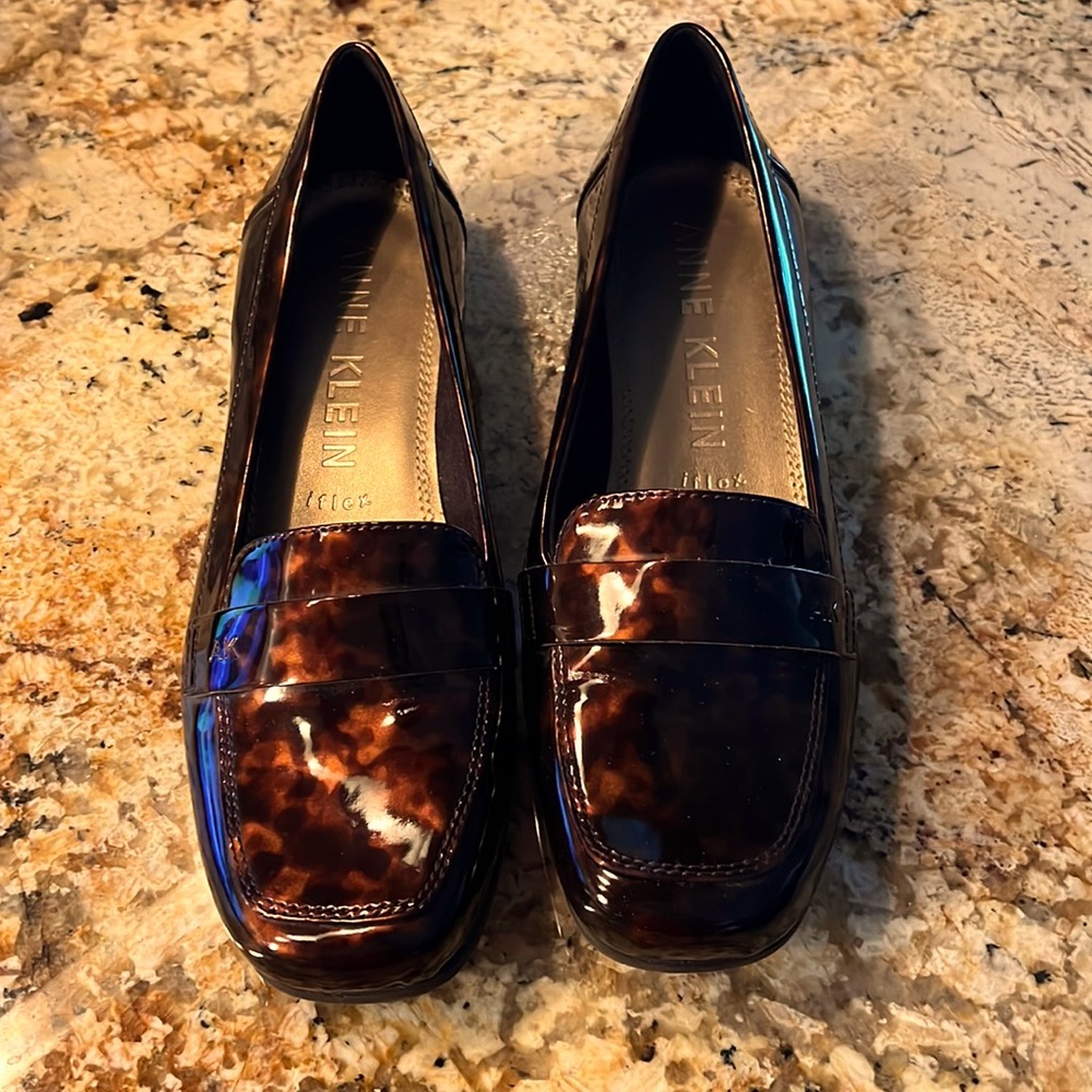 Anne Klein, size 9M, flats